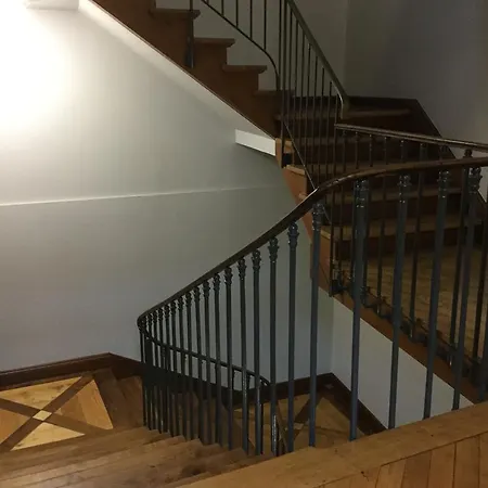 Sur Cour Au Coeur De Apartamento